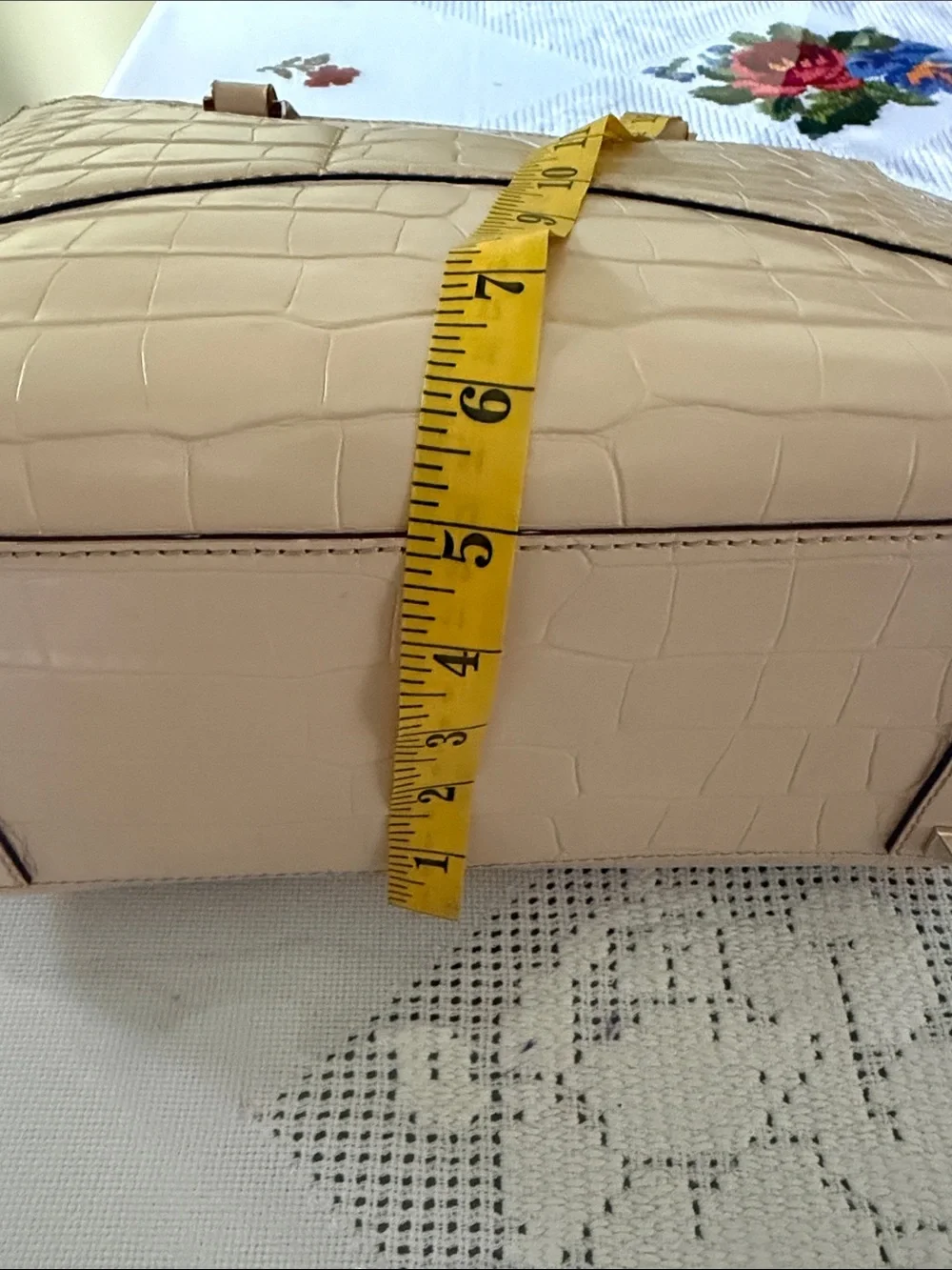 Kate spade bag bone color